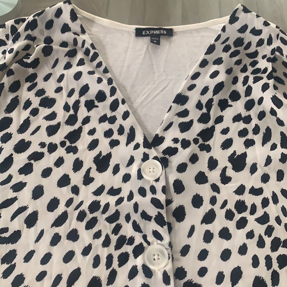 Express Top - Picture 2 of 5